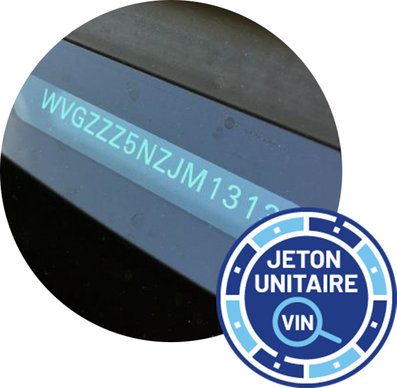 Zoom sur un code VIN pare-brise avec une illustration de jeton unitaire VIN de l'espace MyVSF